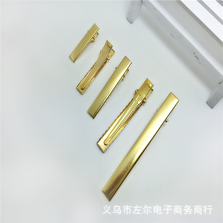 Factory direct supply of golden 4.5/5/6 cm square clip duckbill clip Korean-style children's hair clip accessories Application Scenario