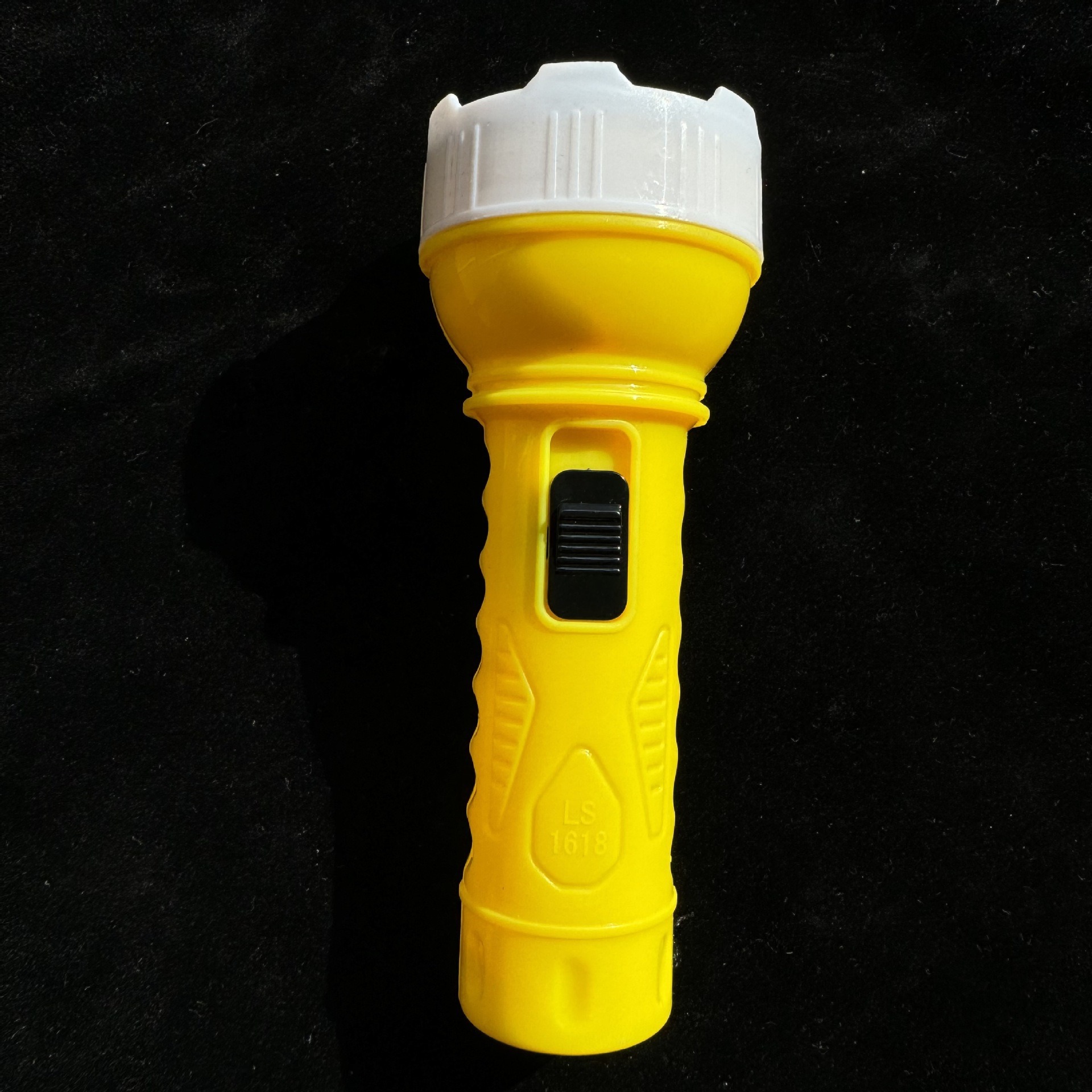 Lighting flashlight, flashlight, portable hand-held flashlight, lighting lamp, kindergarten children's prize gift 1618 details Picture
