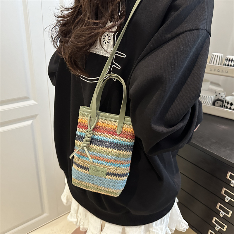 Cross-Border Straw Weaving Bag, Fresh And Light Straw Weaving Mobile Phone Bag, Women's Crossbody Single-Shoulder Straw Bag, Straw Weaving Fashionable Women's Bag, Simple And Versatile Handbag, Hand-Held Bag, Handcrafted Straw Weaving Mobile Phone Bag Application Scenario