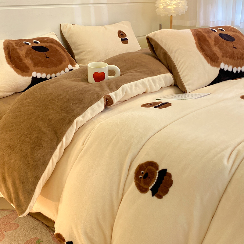 Autumn and winter A-class ins cartoon-style Kokk reprinted milk fleece three-piece, four-piece and single quilt cover bedding Specification image