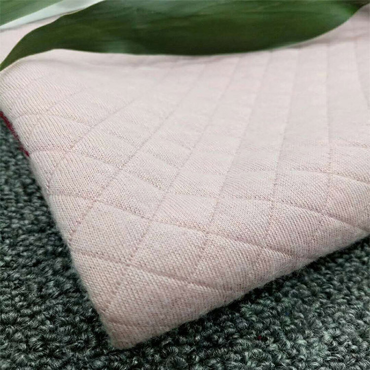 厂家现货热销 全涤空气层夹丝棉菱形格提花 秋冬家纺服装面料