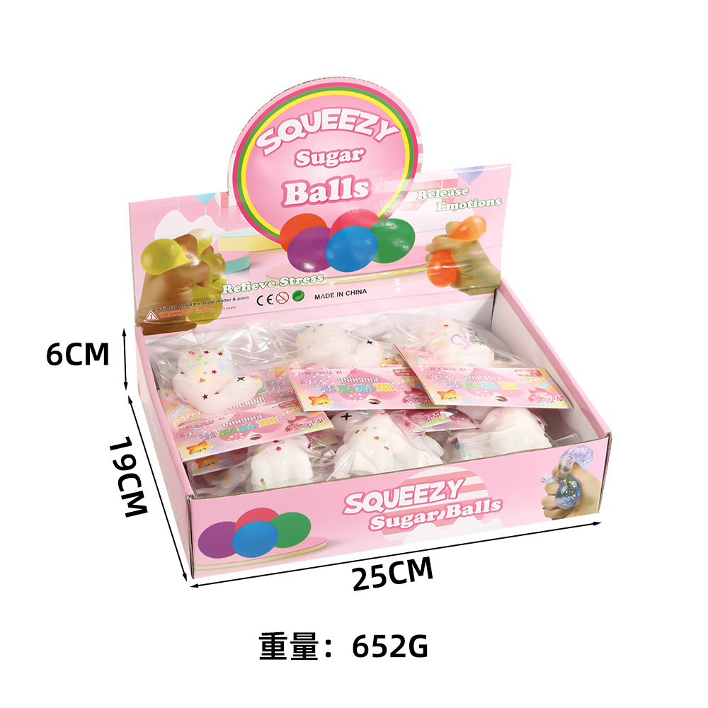 The popular and trendy roast duck "Pinching Fun" mini stress-relieving simulation food and play toys are set up at the night market to relieve stress Item Picture