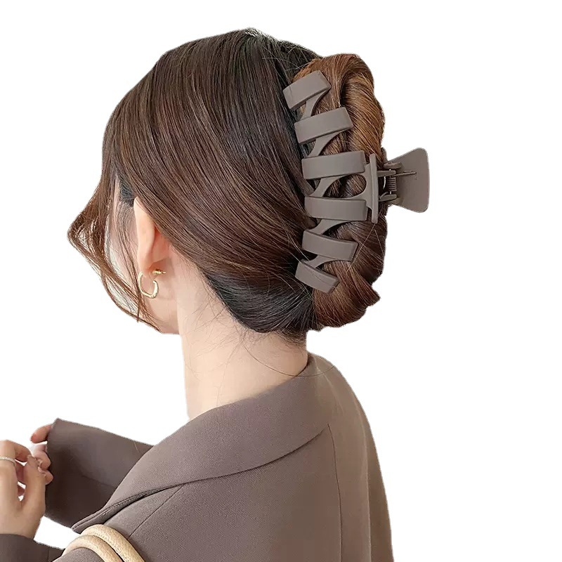 Extra-large shark clip for women, large hair volume, high-end feel, hair clips, headwear, hair clips, back of the head, hair grips Item Picture