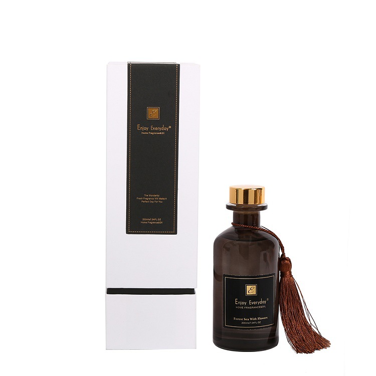 Direct sales and wholesale from the manufacturer of rattan aromatherapy, flameless aromatherapy, home aromatherapy, air freshener, sachets, and gift boxes