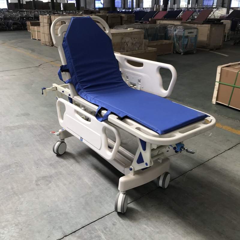 For foreign trade, Maiko Medical vehicle lift model with guardrail multi-functional hospital bed patient emergency transfer vehicle Application Scenario