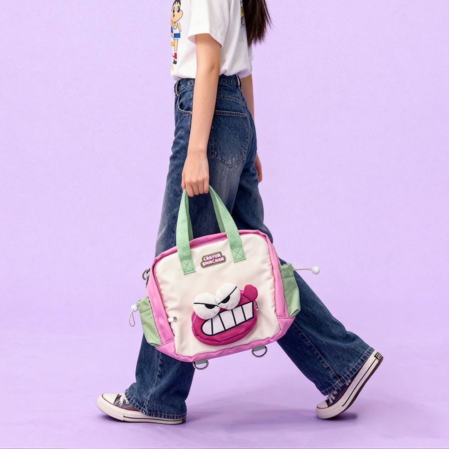 A cute cartoon Crayon Shin-chan backpack for going out, a lightweight and large-capacity backpack, a multi-purpose bag that can be carried diagonally on one shoulder