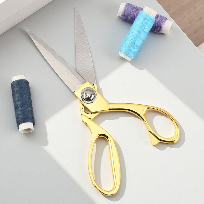 Yangjiang knife and scissors, stainless steel user scissors, tailor scissors, aluminum alloy handle, sharp fabric cutting scissors, festive opening scissors details Picture