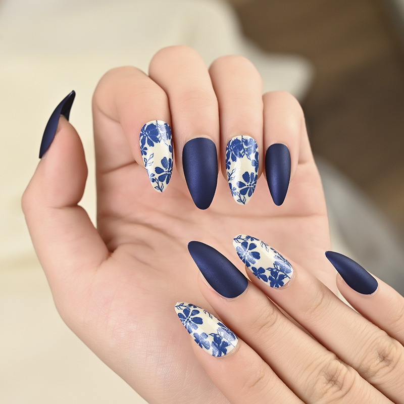 European and American matte long nail patches, wearable nails, 24-piece box nail patches, finished fake nail patches Application Scenario