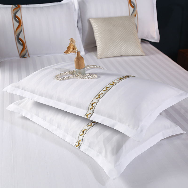 White four-piece set for homestay, hotel linen, bed sheets and duvet covers, three-piece set, thickened bedding for hotel details Picture