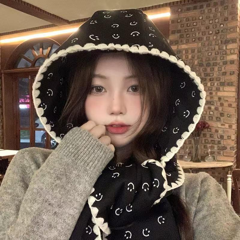 One-piece Korean smiling face print, cute lace, versatile hooded scarf, girl's knitted hat, winter warm scarf, cape, wholesale from street stalls Specification image
