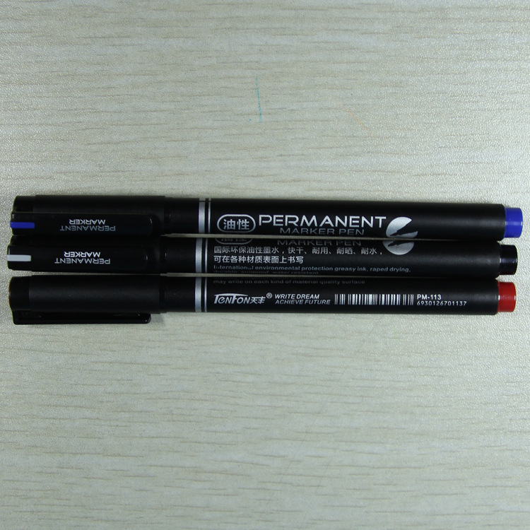 Tianfeng Factory supplies 113 fine-tipped oil marking pens with single-tipped marks. The quality is smooth and reliable for writing Specification image
