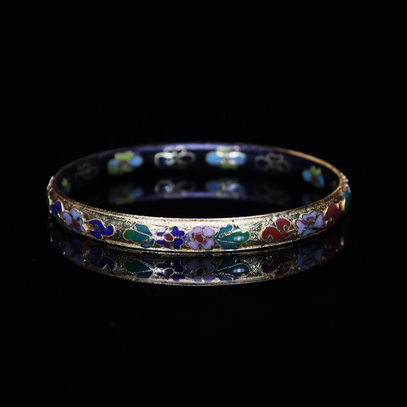 Beijing Cloisonne vintage collectibles, classical ethnic style copper body cloisonne enamel jewelry No. 7 flat gold base bracelet details Picture