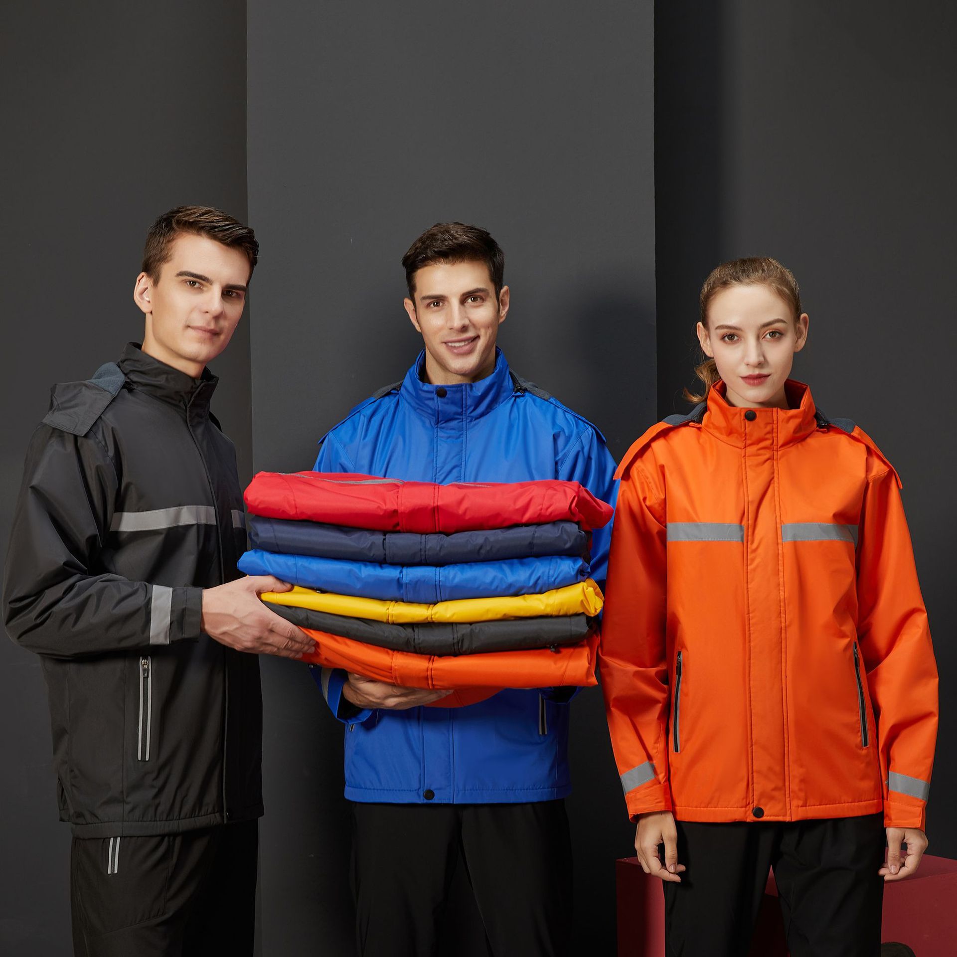 Custom-made autumn and winter raincoats, work clothes with logo printing, windproof, waterproof, outdoor reflective, corporate work clothes, cycling suits and embroidery Application Scenario