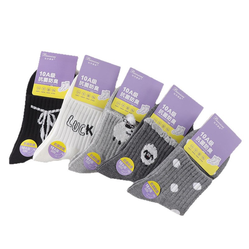 Pure cotton women's mid-calf high socks, trendy and versatile American style long calf cartoon sports socks for autumn and winter on Instagram Item Picture