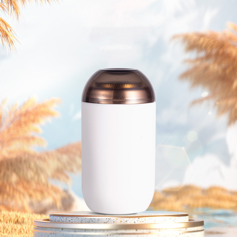 Mini electric shaver, men's portable razor, full-body rechargeable beard razor, washable women's hair shaver Application Scenario