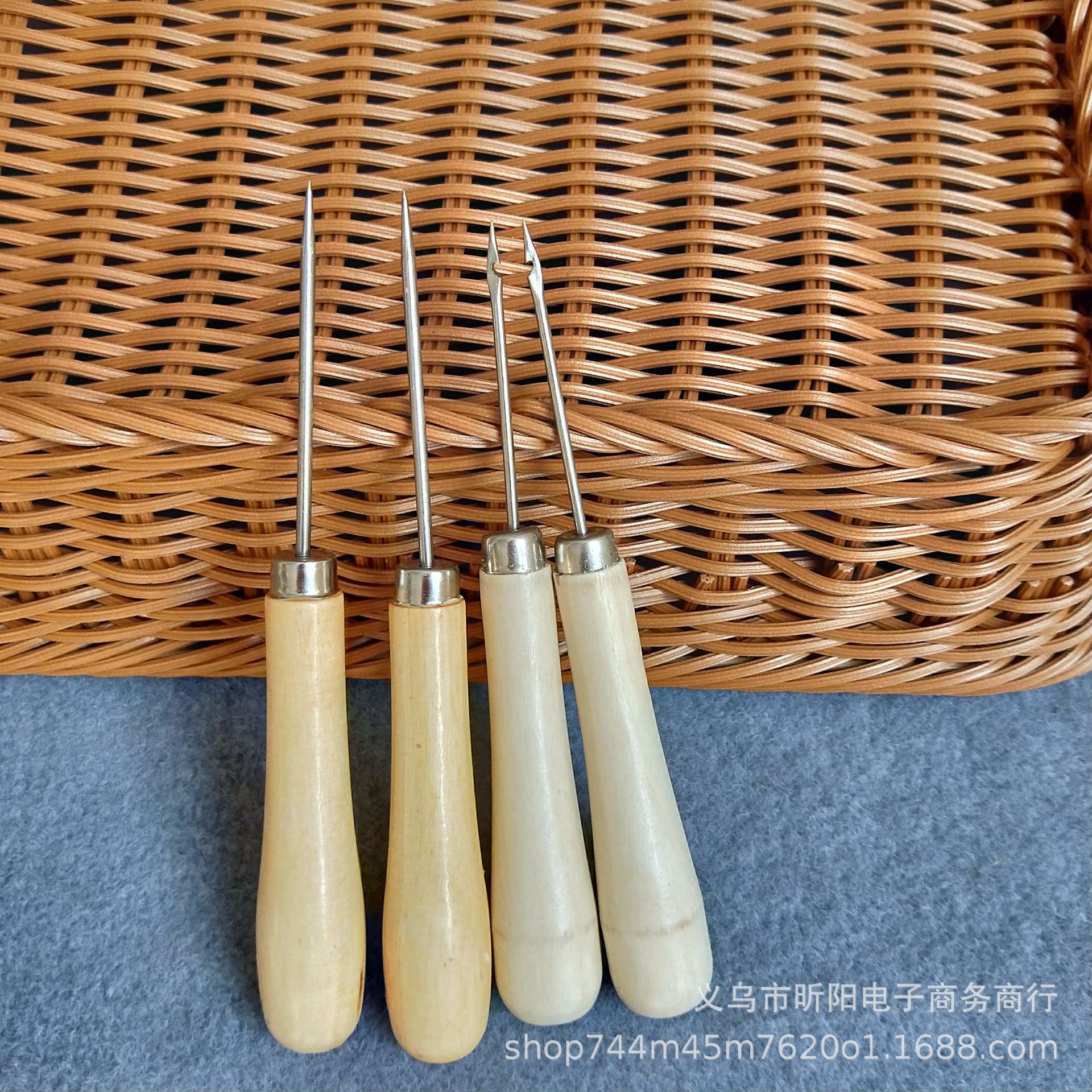 Wholesale supply of wooden handle thousand-piece all-purpose shoe repair and mending tools, crochet hooks, straight cones, and hardware tools Item Picture
