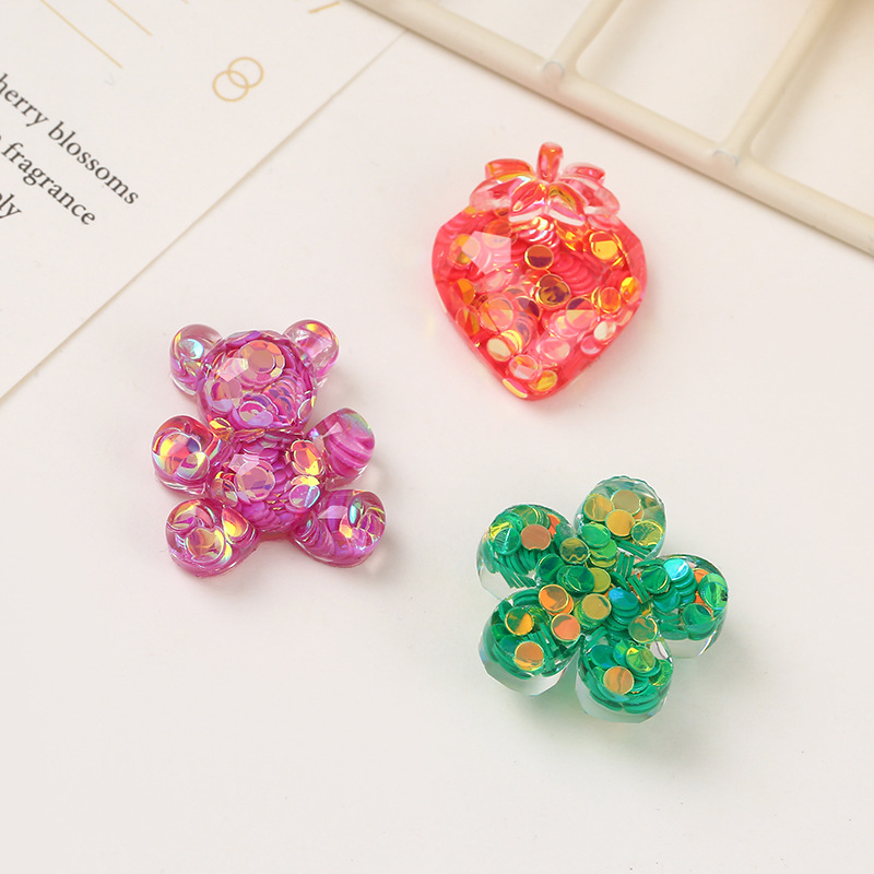 Cute little bear, colorful resin accessories, diy phone case, diamond-encrusted resin hair clip, ring accessories, handmade jewelry details Picture
