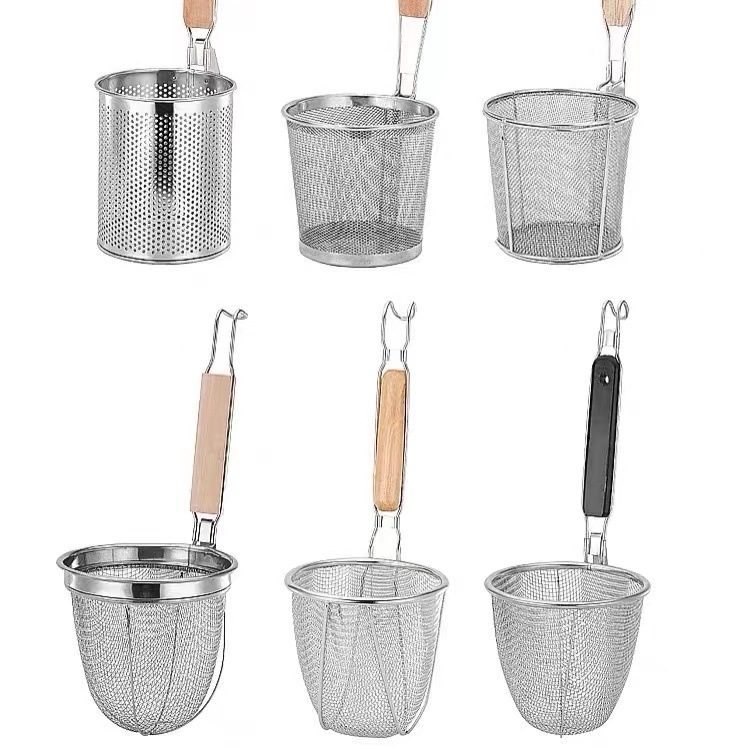 304 stainless steel spicy hot pot strainer, filter screen, large strainer for cooking noodles, strainer for soup and noodles, and a basket for blanching vegetables and noodles Item Picture