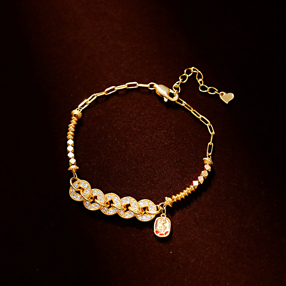 Hyacinth's Douyin bestseller, the Five Emperors Coin Broken Ice Plate Coiled Bracelet, is a fashionable, light luxury, elegant and high-end gesture item for women