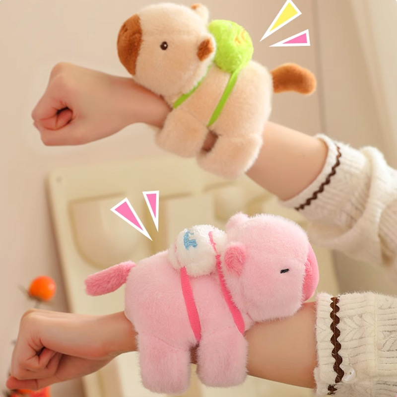 Export Kapibara pappa ring, mink capybara plush toy, children's and girls' wrist wristbands, pappa ring dolls Application Scenario