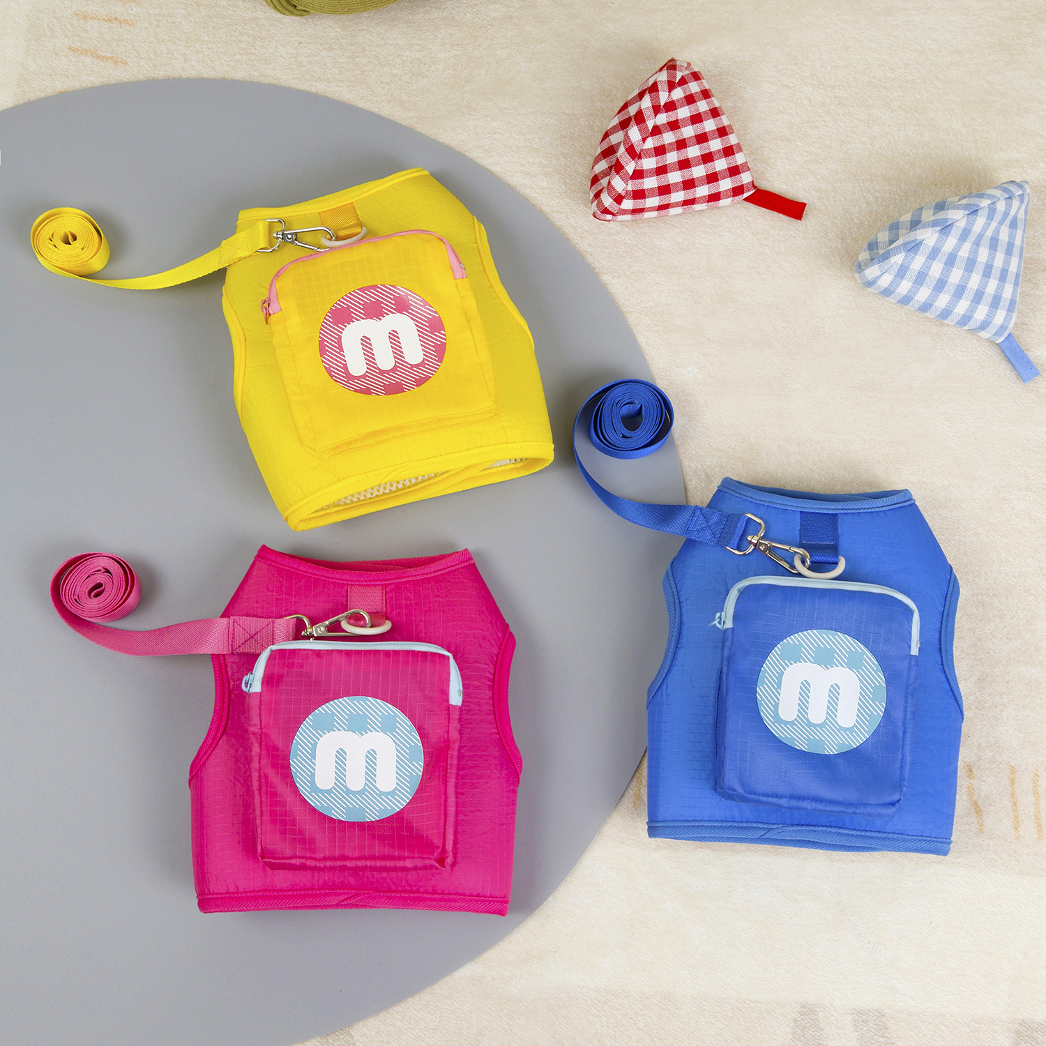 Pet clothing, dog chest and back, leash vest, teddy cat clothes, pet clothing, three-dimensional chest and back wrapping