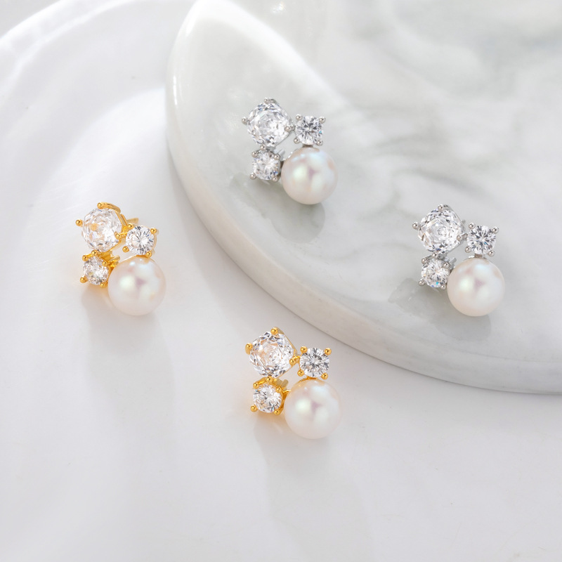 Bai Ling jewelry Pearl Zircon stud earrings, women's light luxury retro earrings, ins exquisite and versatile flower gift earrings