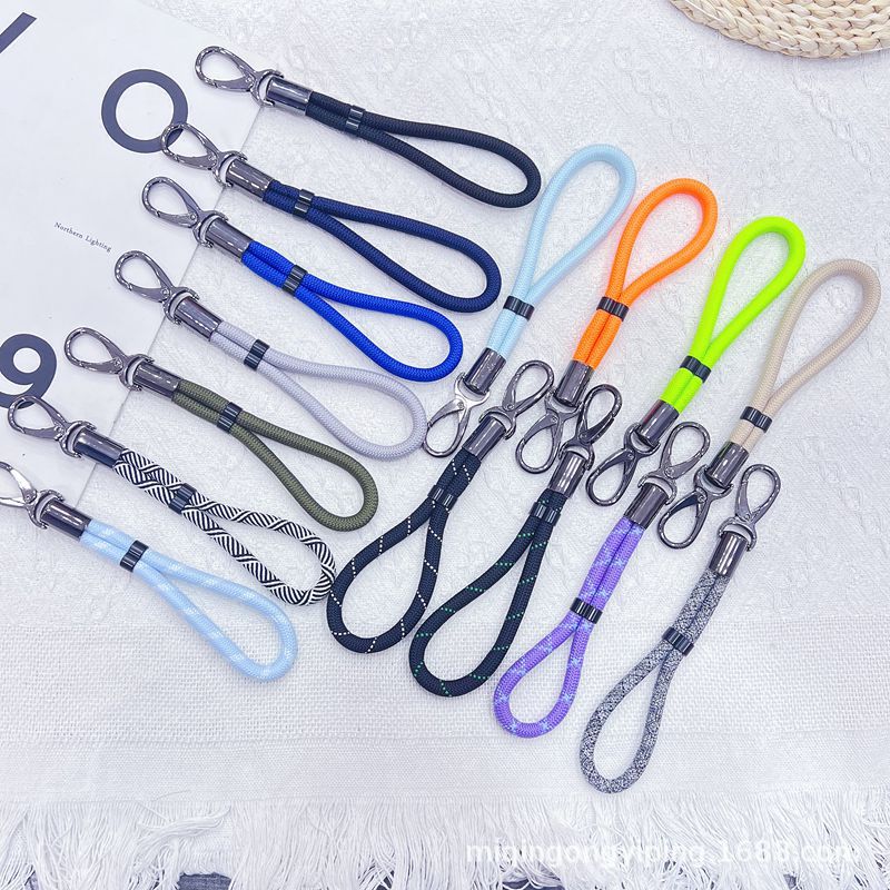 Adjustable short mobile phone wrist strap with a high-end feel, sturdy for outdoor mountain climbing, anti-loss and anti-drop, water cup hand-held strap