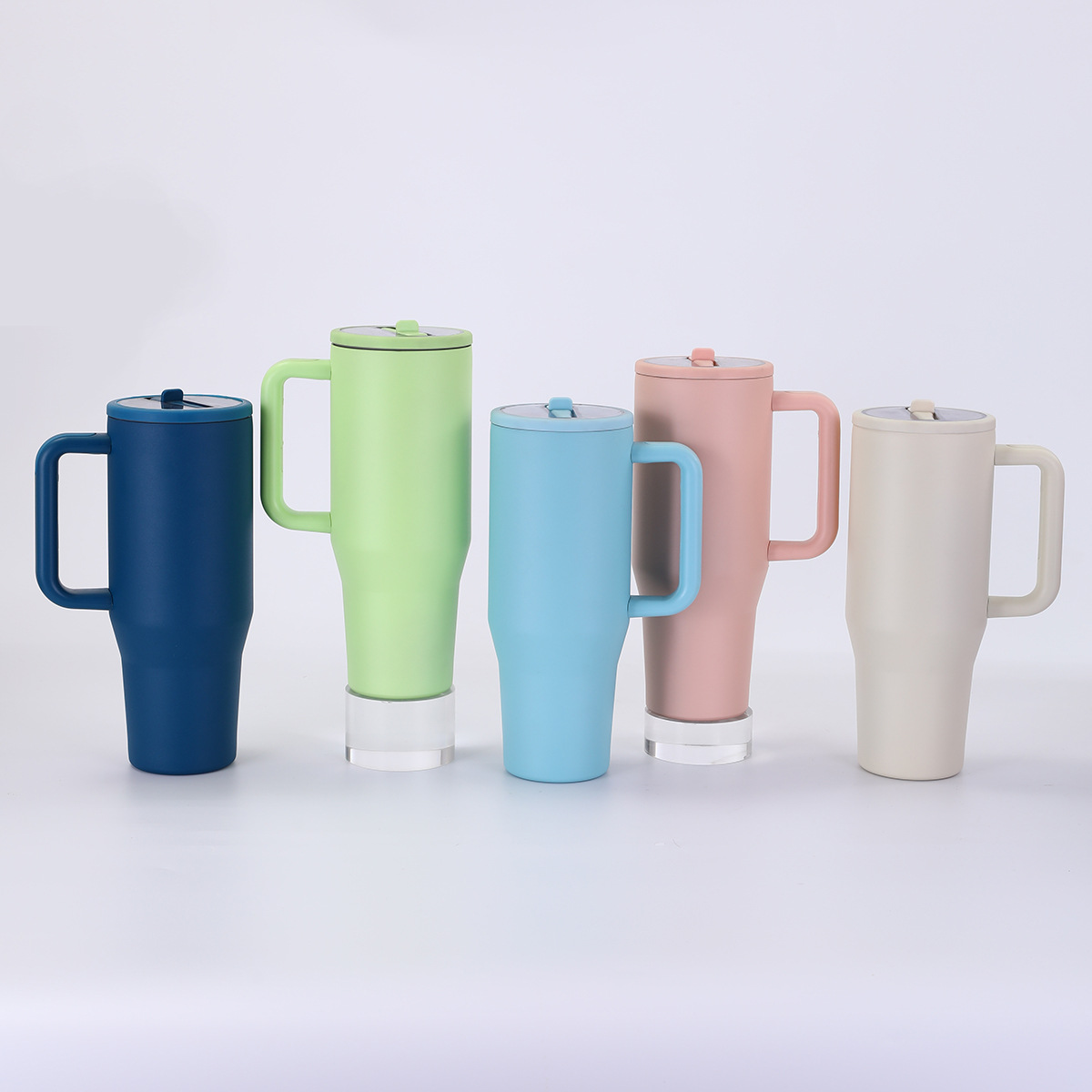 Wholesale of cross-border 40oz handle car cups, 304 stainless steel straw insulated cups, large-capacity cold preservation ice cups Application Scenario