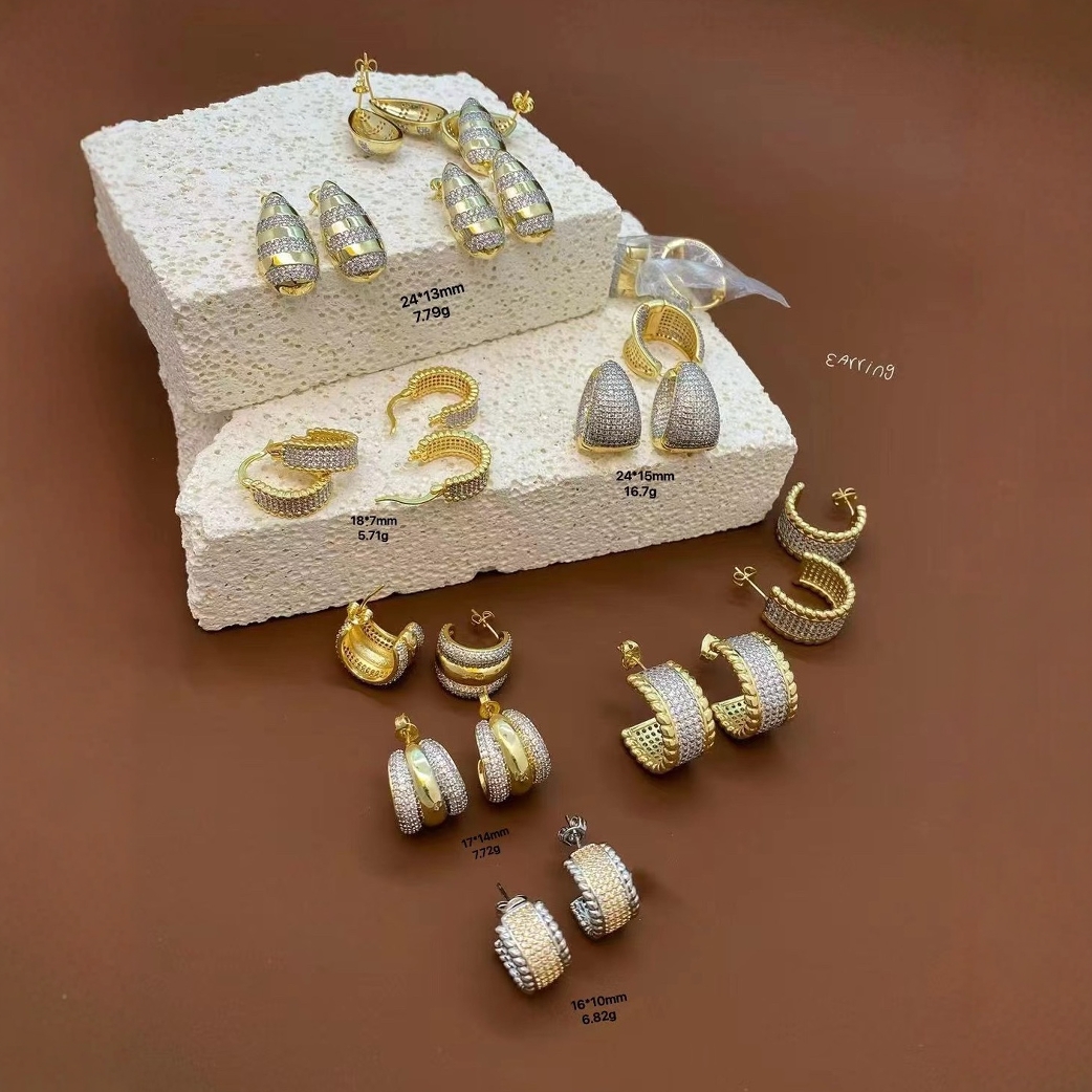 Amazon's best-selling diamond-encrusted teardrop stud French retro, versatile and simple earrings details Picture