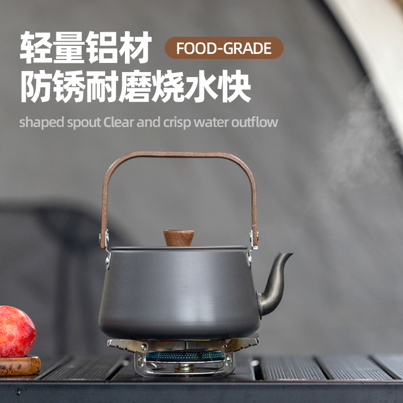 Outdoor aluminum alloy wooden handle teapot, camping kettle, boiling water teapot, camping picnic kettle, portable coffee kettle Application Scenario