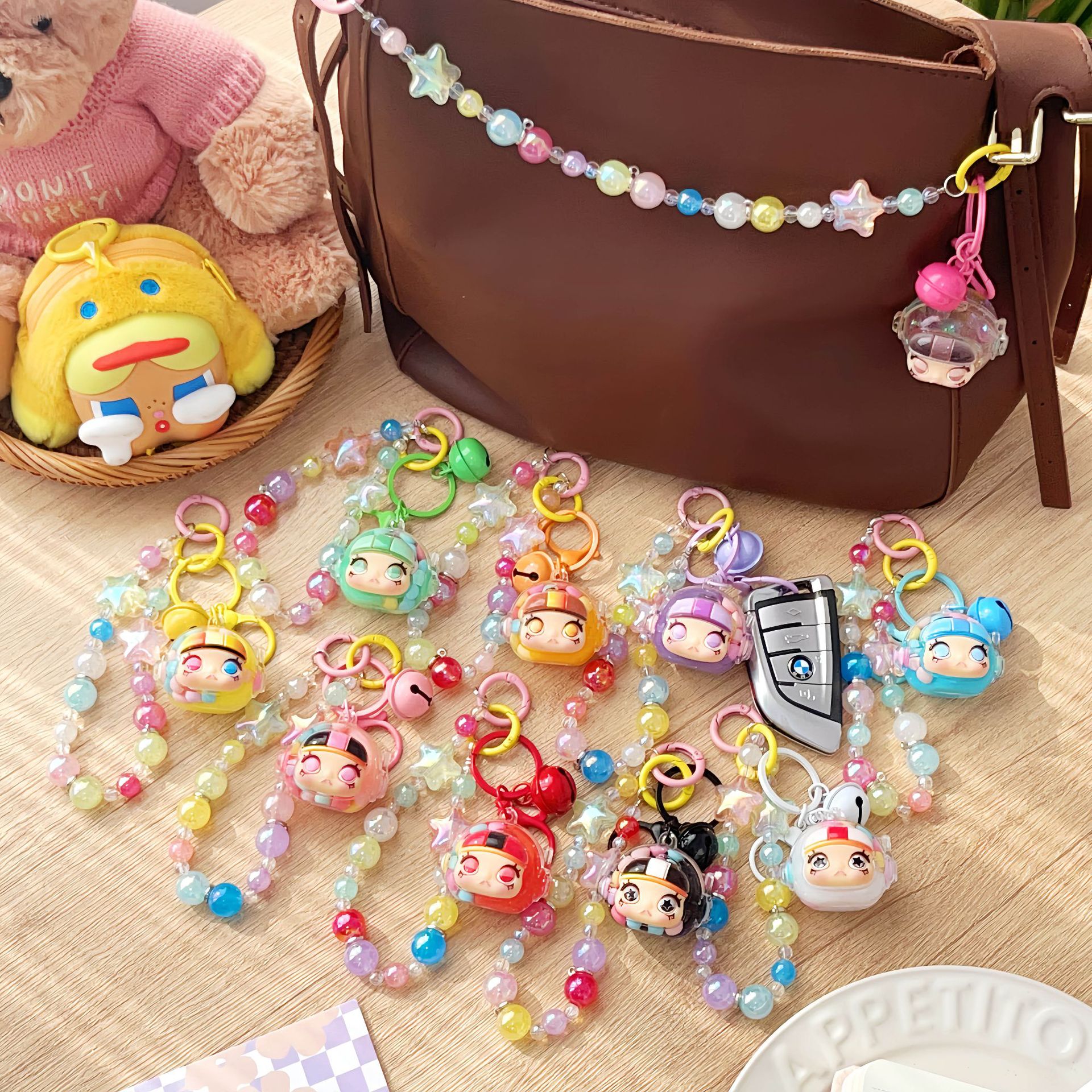 【工厂现货】抖音爆款m豆小花宇航员入油奶豆流沙diy饰品潮玩摆件