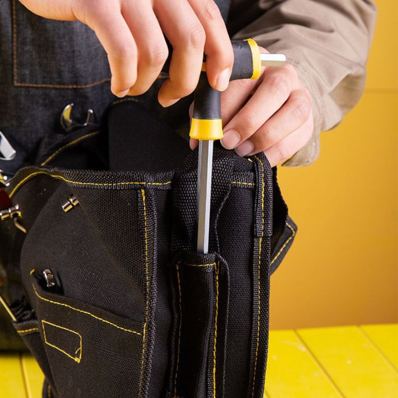 The manufacturer's electrician and plumber's tool bag is portable, multi-functional, made of canvas, thickened, and features a small waist pouch-style shoulder bag that is wear-resistant Application Scenario