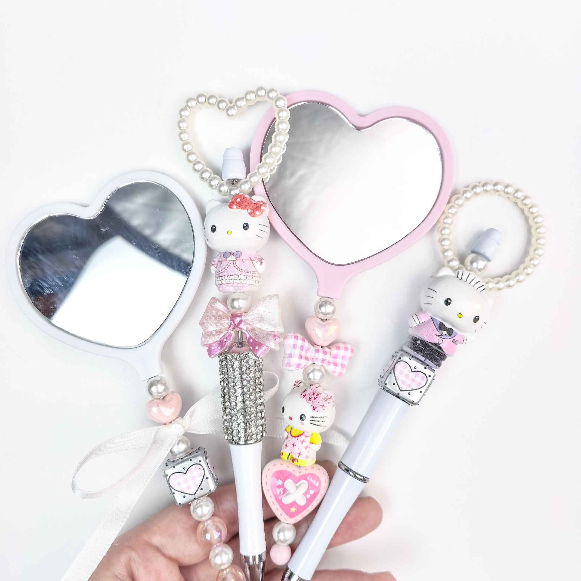 Cross-Border Creative Dongdaemun Korean Beaded Mirror, Gummy Pen Mirror Diy Handcrafted Beaded Hand-Held Heart-Shaped Mirror Accessories Specification drawing