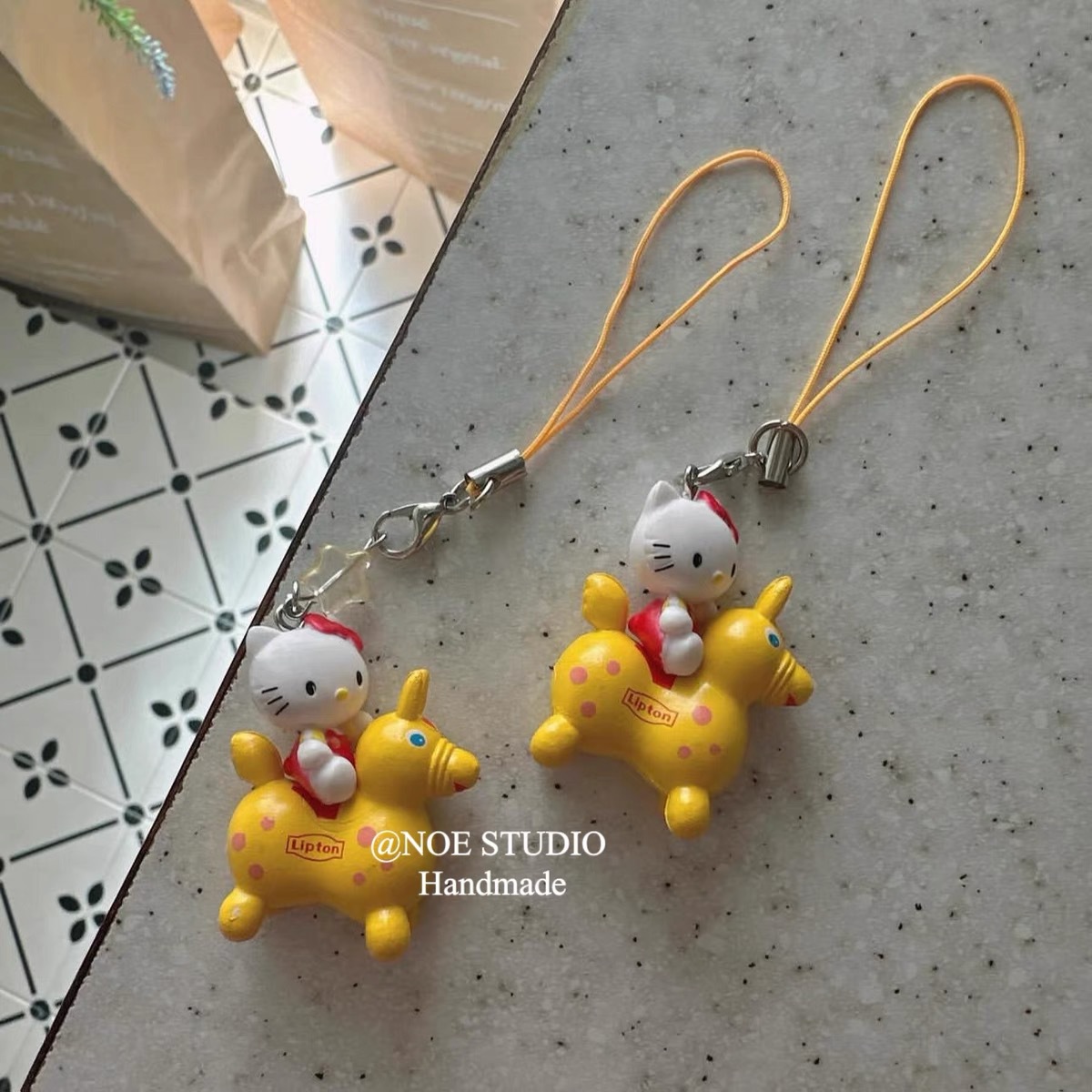 hellokitty regional limited edition pendants, three-dimensional cute dolls, couple bags, pendants, mobile phone chains details Picture