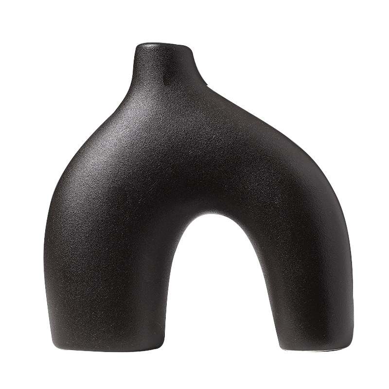 2025 Nordic Ins-style ceramic vase, creative living room flower arrangement, high-end artistic home decoration for hotels and homestays Item Picture
