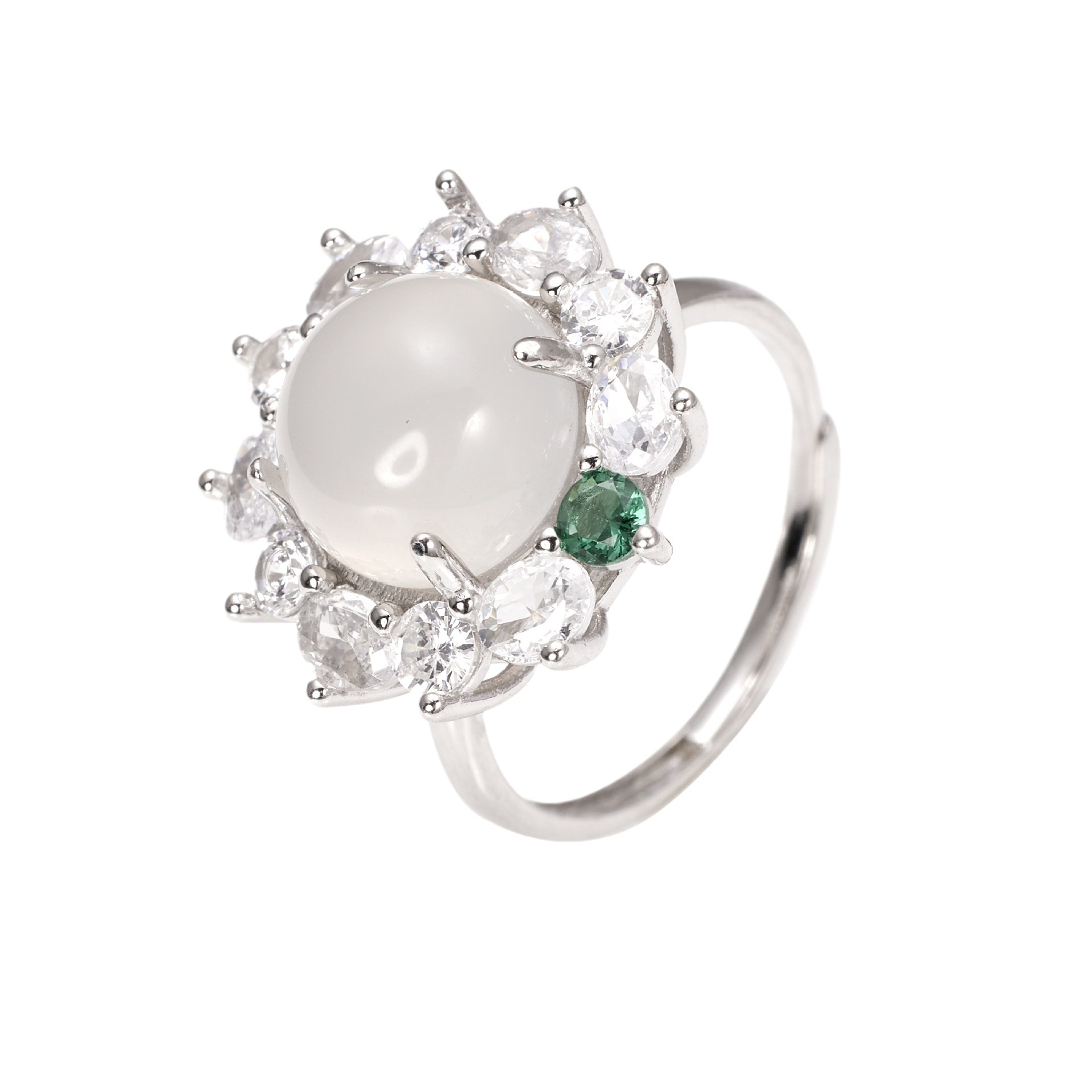 The new Chinese-style water foam jade ring with a glass ice seed setting and a large egg-shaped diamond ring exude a sense of luxury Item Picture