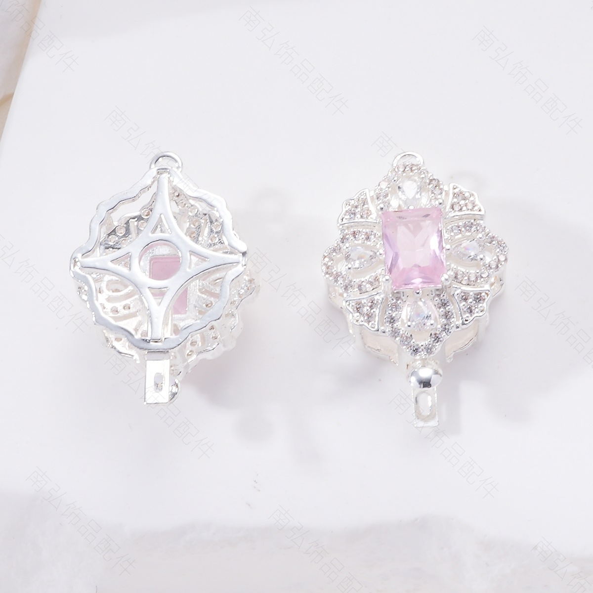 Light luxury, high color retention, micro-inlaid zircon ingot clasp, diy pearl style sweater bracelet necklace, end clasp, stick clasp Application Scenario