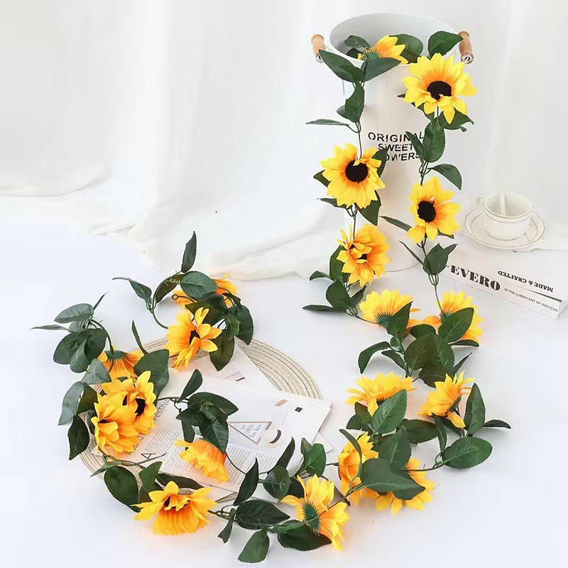 仿真太阳花26头向日葵花藤假花居家装饰民宿阳台装饰藤条厂家批发
