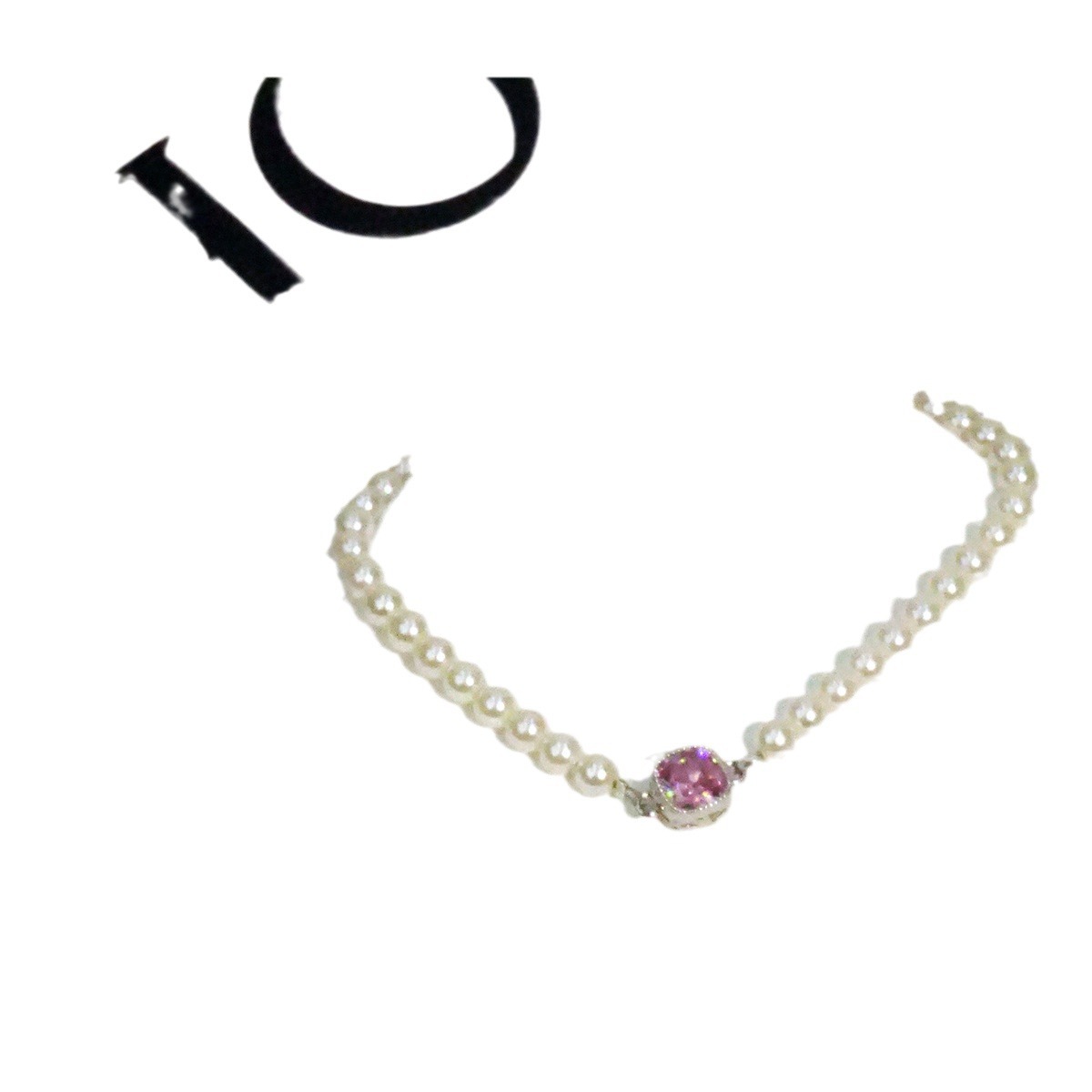 The new 24-year pink diamond pearl bracelet is a light luxury, elegant, retro French jewelry with a simple and refined style and a high-end feel Item Picture