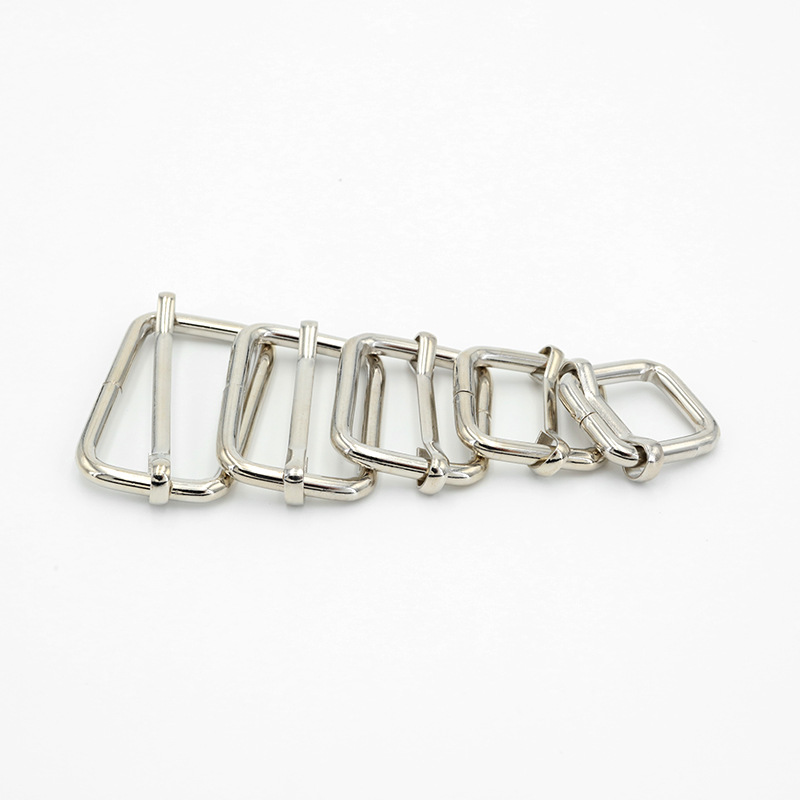 High-end iron wire V-shaped buckle, mini three-position adjustable buckle, thickened day buckle, backpack shoulder strap, diy pull core buckle Application Scenario