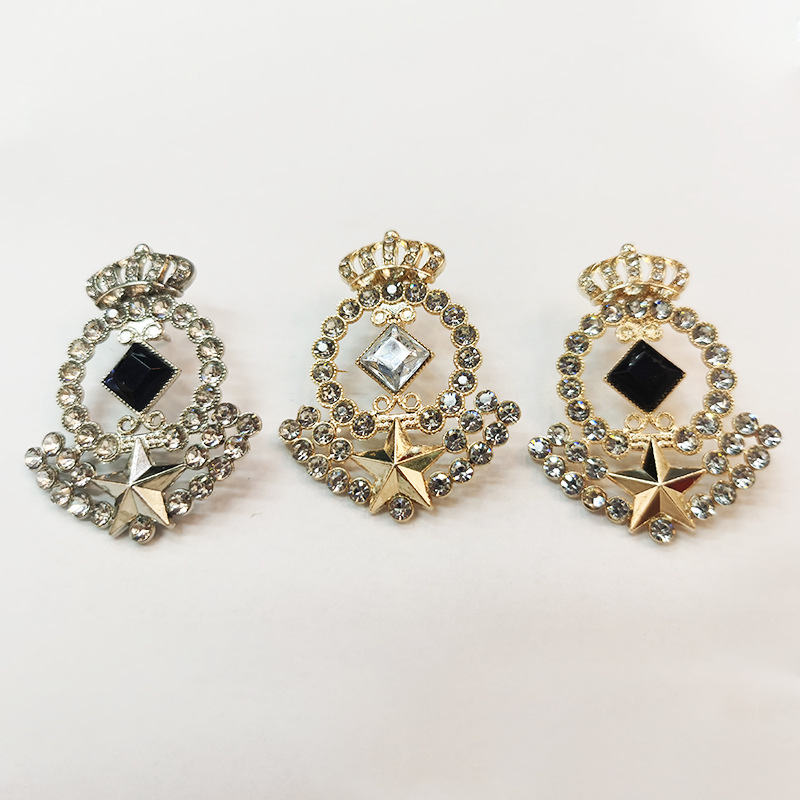 彩钻大V皇冠胸针ins风高档西装胸花创意个性毛衣别针配饰厂家批发