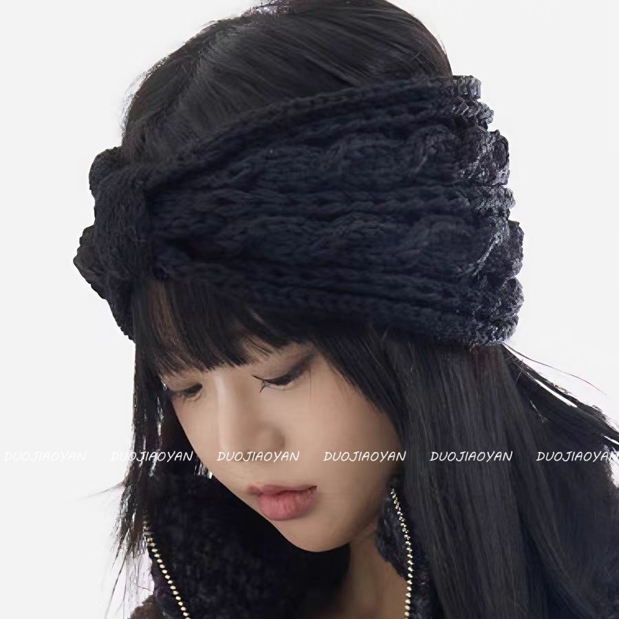 A new wide-edge knitted woolen headband with an empty crochet braided twist and hair accessory from Instagram, a popular autumn and winter trend for women Specification drawing
