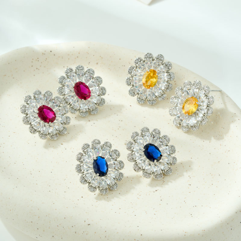 Light luxury and high-end sunflower stud earrings, copper alloy with micro-inlaid zircon s925 silver needle, golden yellow and blue spinel, versatile earrings