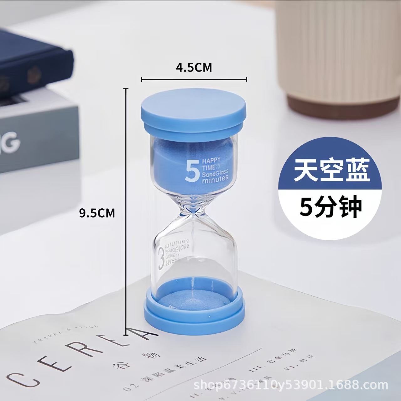 Graduation gifts for boys and girls: Cute hourglass 5 10/30-minute timer glass sand bottle ornaments Application Scenario