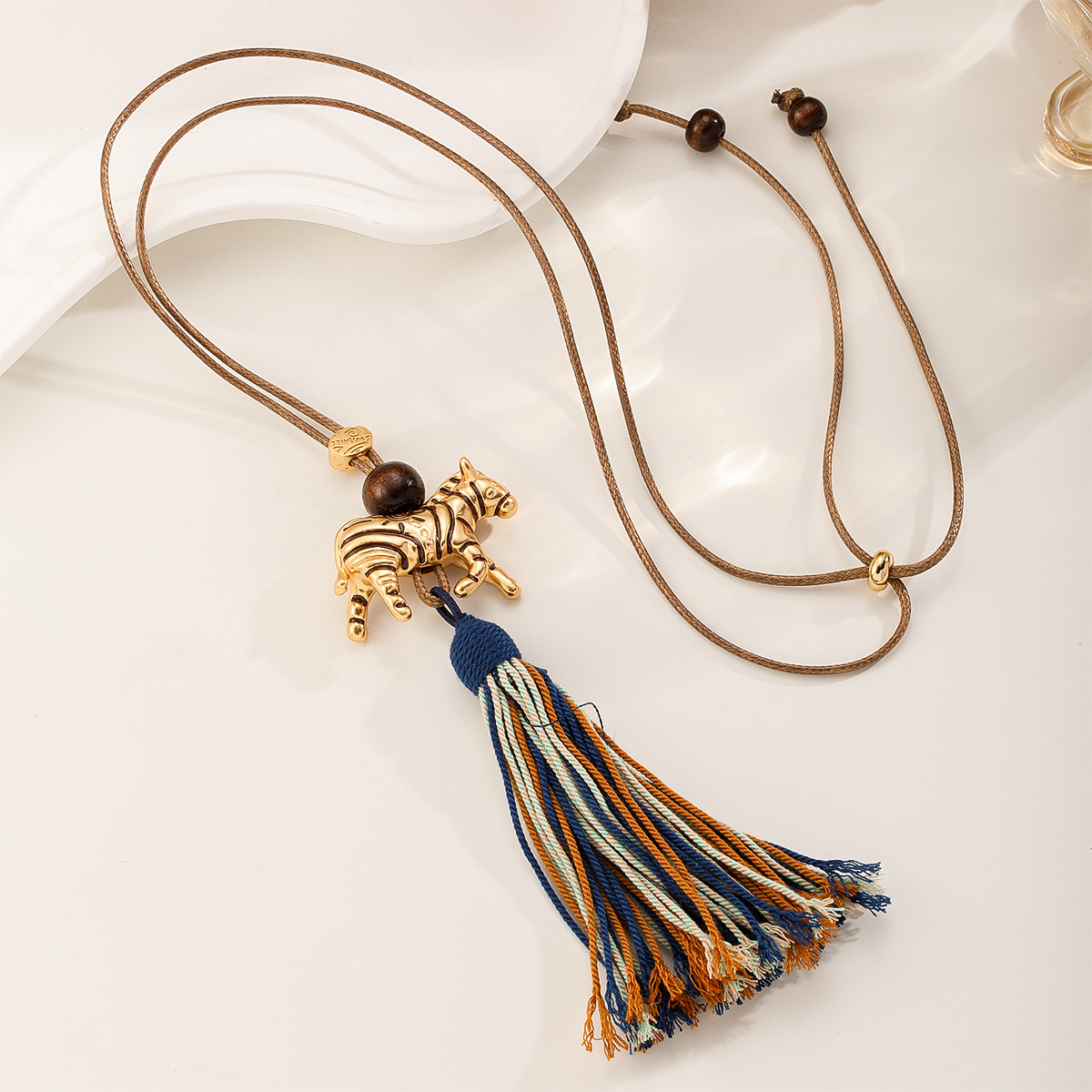 Nasha Ethnic style niche original woven rope tassel Little Horse zodiac Year sweater chain Light Luxury high-end long necklace Specification image