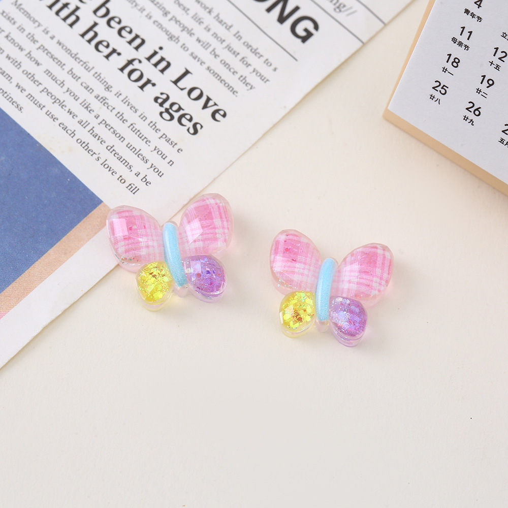 Korean children's hair accessories, glow-in-glow, butterfly, epoxy resin AB glue accessories, DIY crocs, toys, patches, handmade materials wholesale Application Scenario