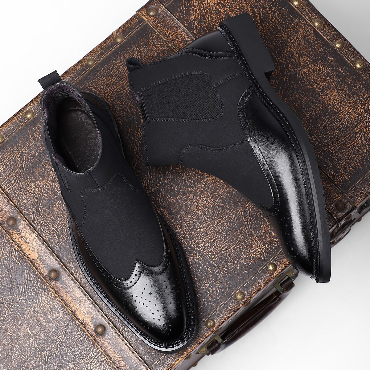 男式皮靴实物图