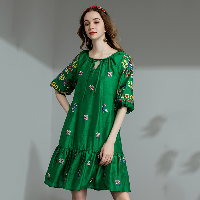2325 Proverbs: Summer Style Silk fabric embroidered Loose round neck drawstring dress details Picture