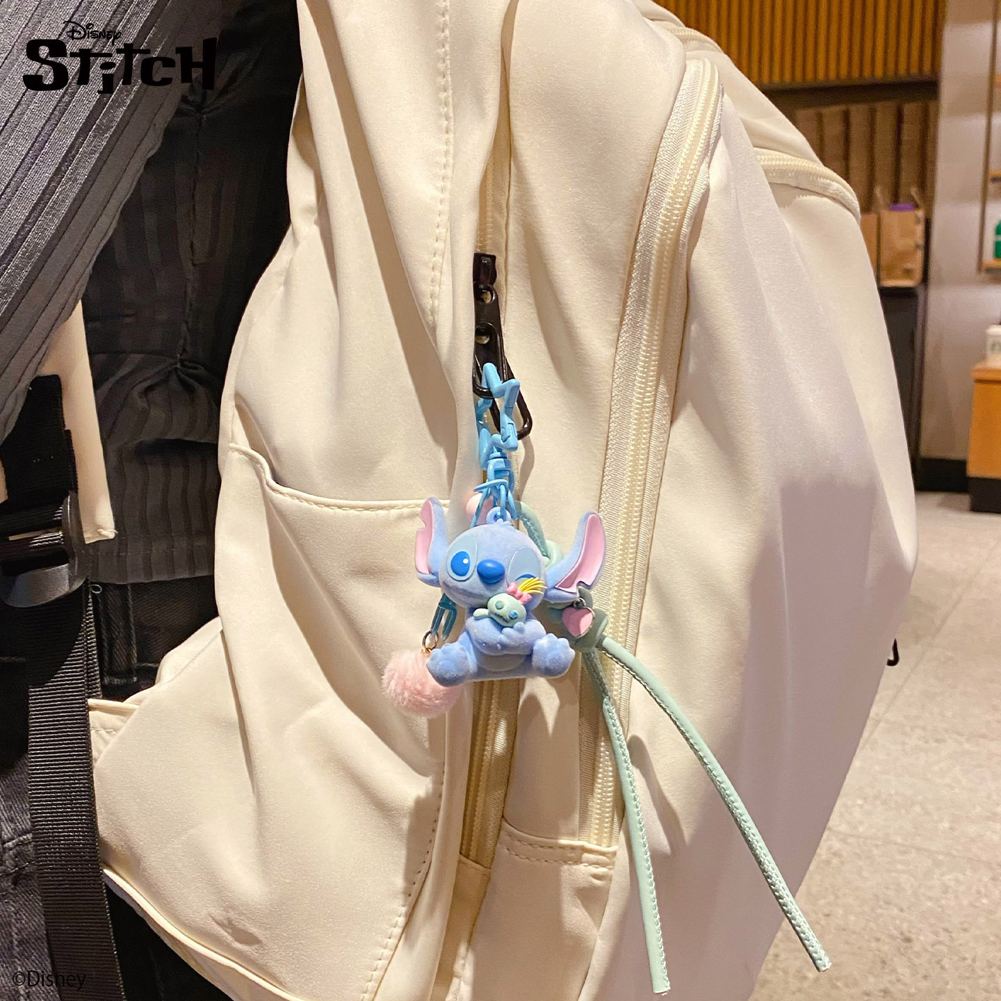 Authentic cartoon Stitch plush heart hug keychain, exquisite and cute doll doll, couple bag pendant Application Scenario