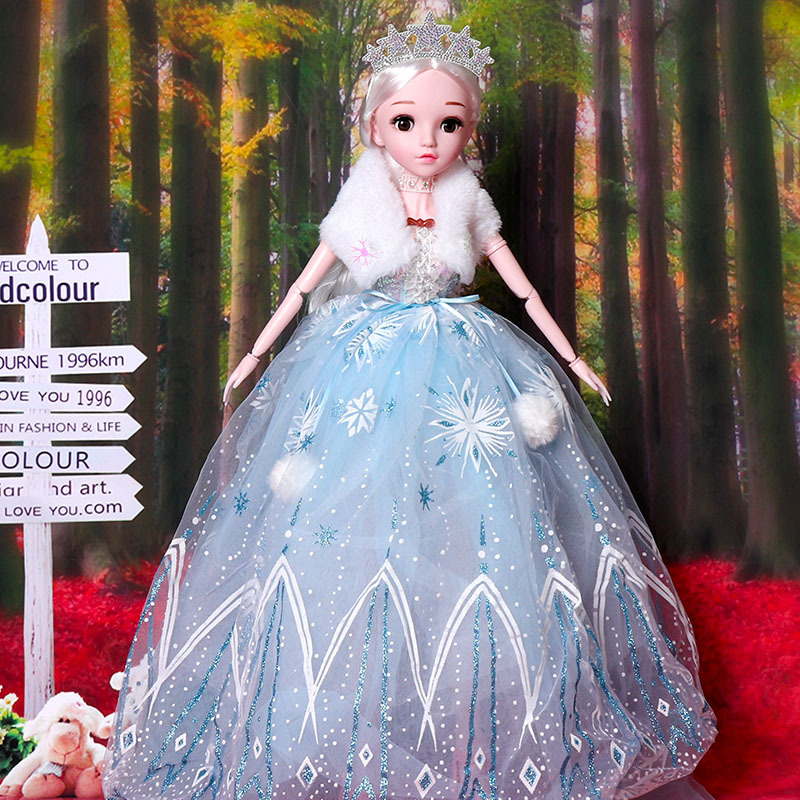 娃娃公仔实物图